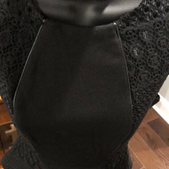 PEPLUM LACE AND FAUX LEATHER TRIM TOP - Picture 5 of 8